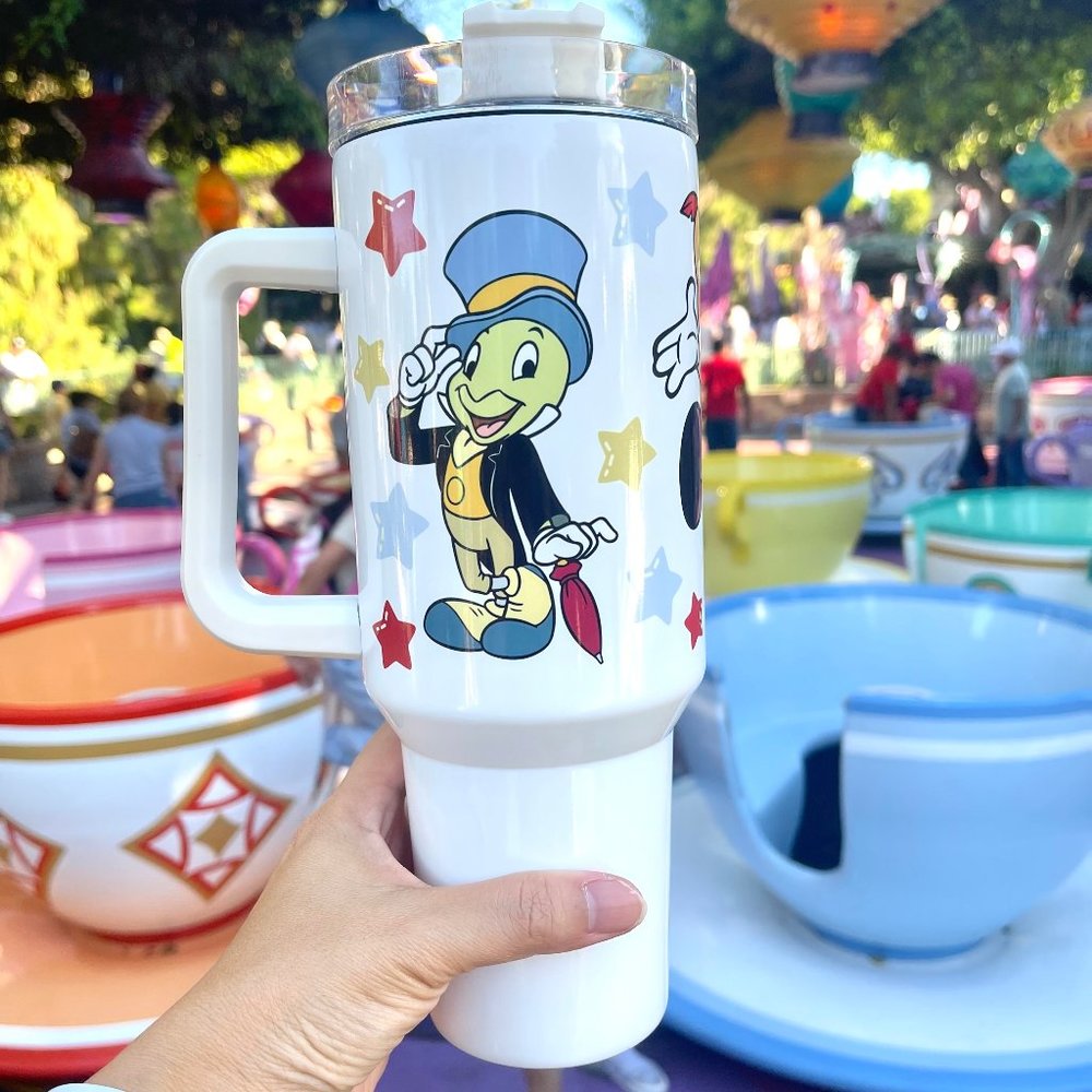 Disney Pinocchio 40 oz Tumbler/Water bottle/Mug with hand carry handle. … - Picture 5 of 12